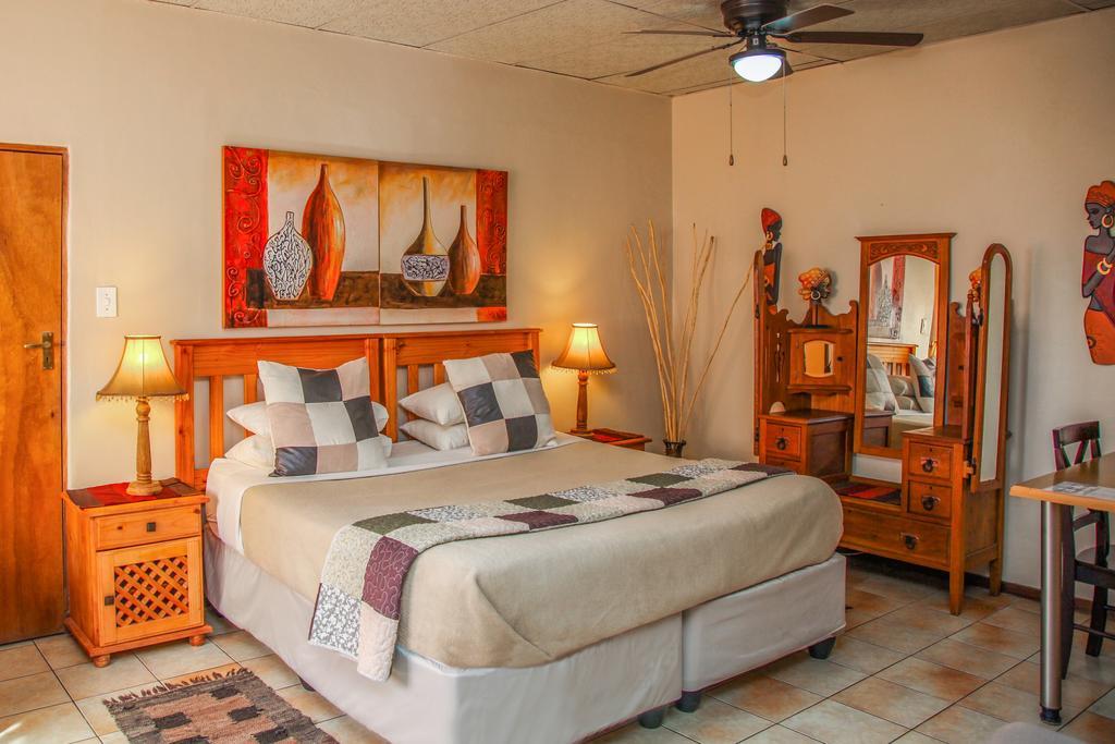 Aber Jetz Guesthouse ポンゴーラ 部屋 写真