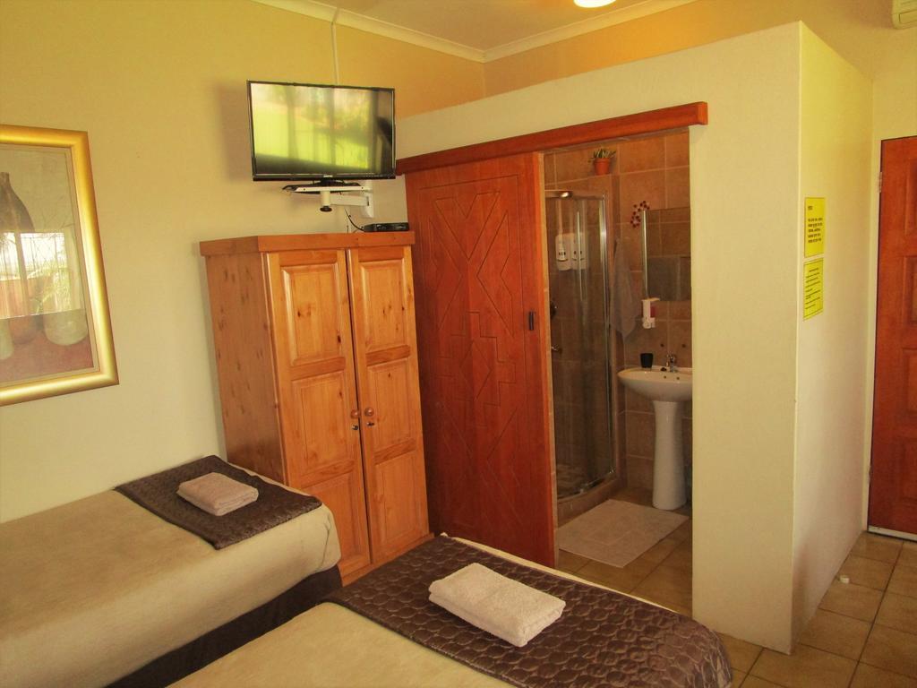 Aber Jetz Guesthouse ポンゴーラ エクステリア 写真