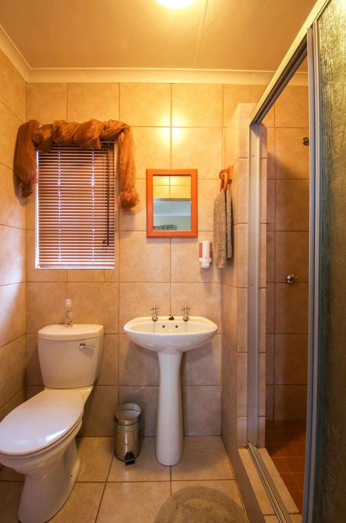 Aber Jetz Guesthouse ポンゴーラ エクステリア 写真