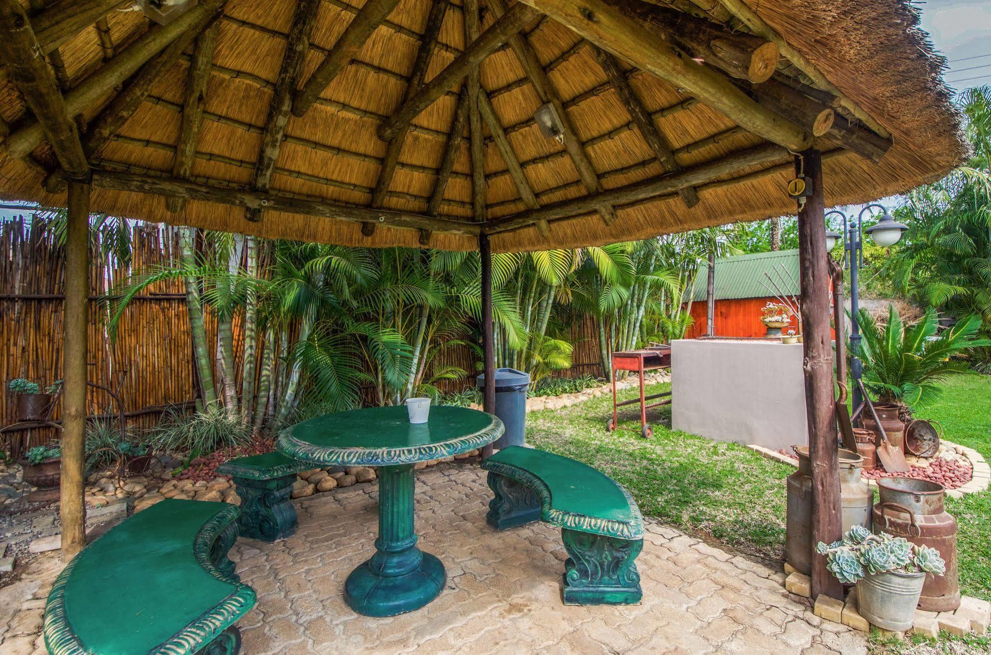 Aber Jetz Guesthouse ポンゴーラ エクステリア 写真